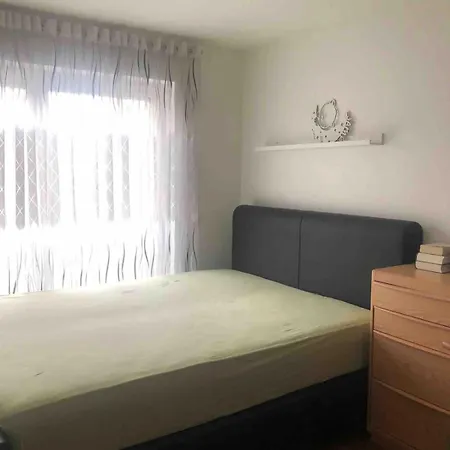 Appartamento Town House With Big Garden, 25 Min To Oktoberfest *