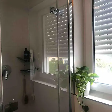 Town House With Big Garden, 25 Min To Oktoberfest Monaco di Baviera
